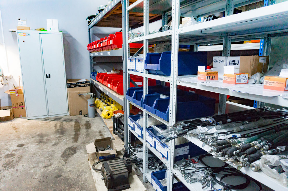 Почему для строительных компаний важно выбирать аренду спецтехники с наличием запчастей и сервиса?