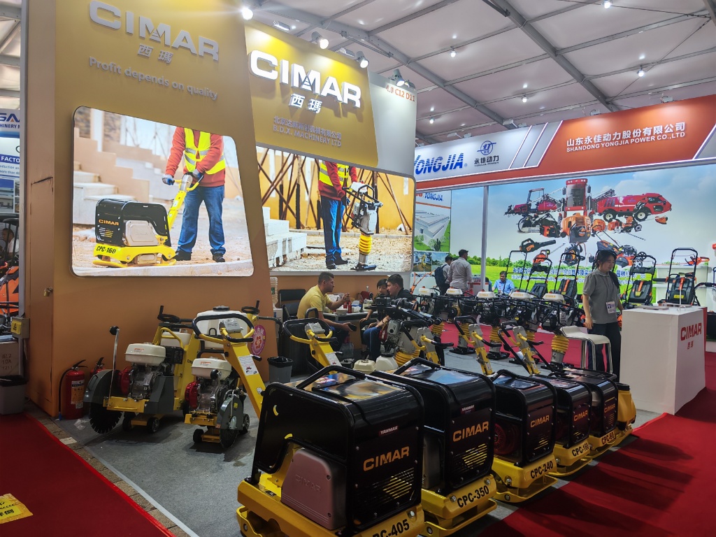 137-я выставка Canton Fair Canton_Fair-08.jpg