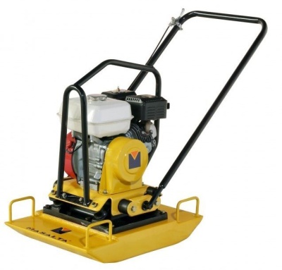 Виброплита Masalta MS100-4 бензиновая (Honda GX160 5,5 л.с., 93 кг, бак, рама)